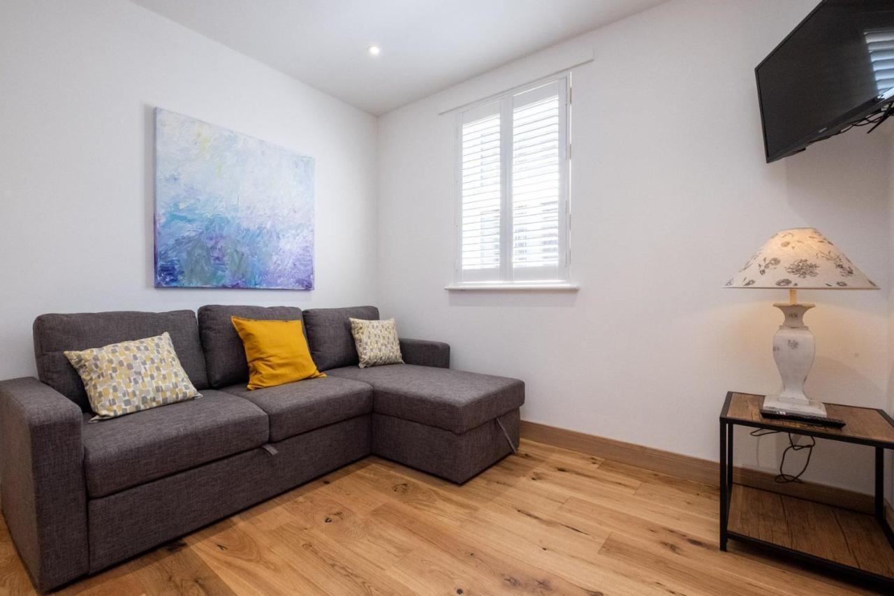 Three Tuns Apartments - Hazel - Aldeburgh Coastal Cottages Pettistree 외부 사진